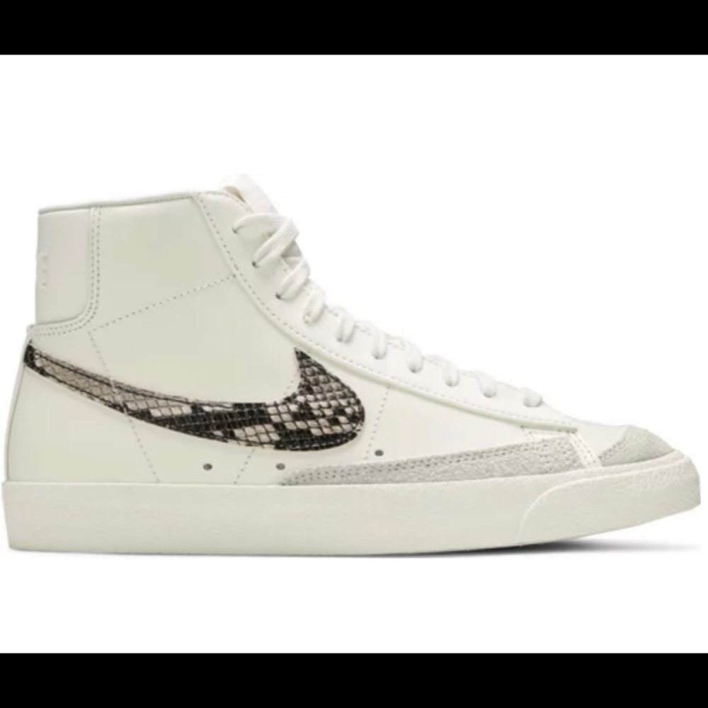 Womens Nike blazers mid 77 - limited edition snake print